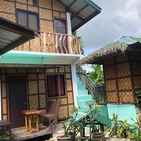 Fely'S Homestay Batuan Exteriör bild