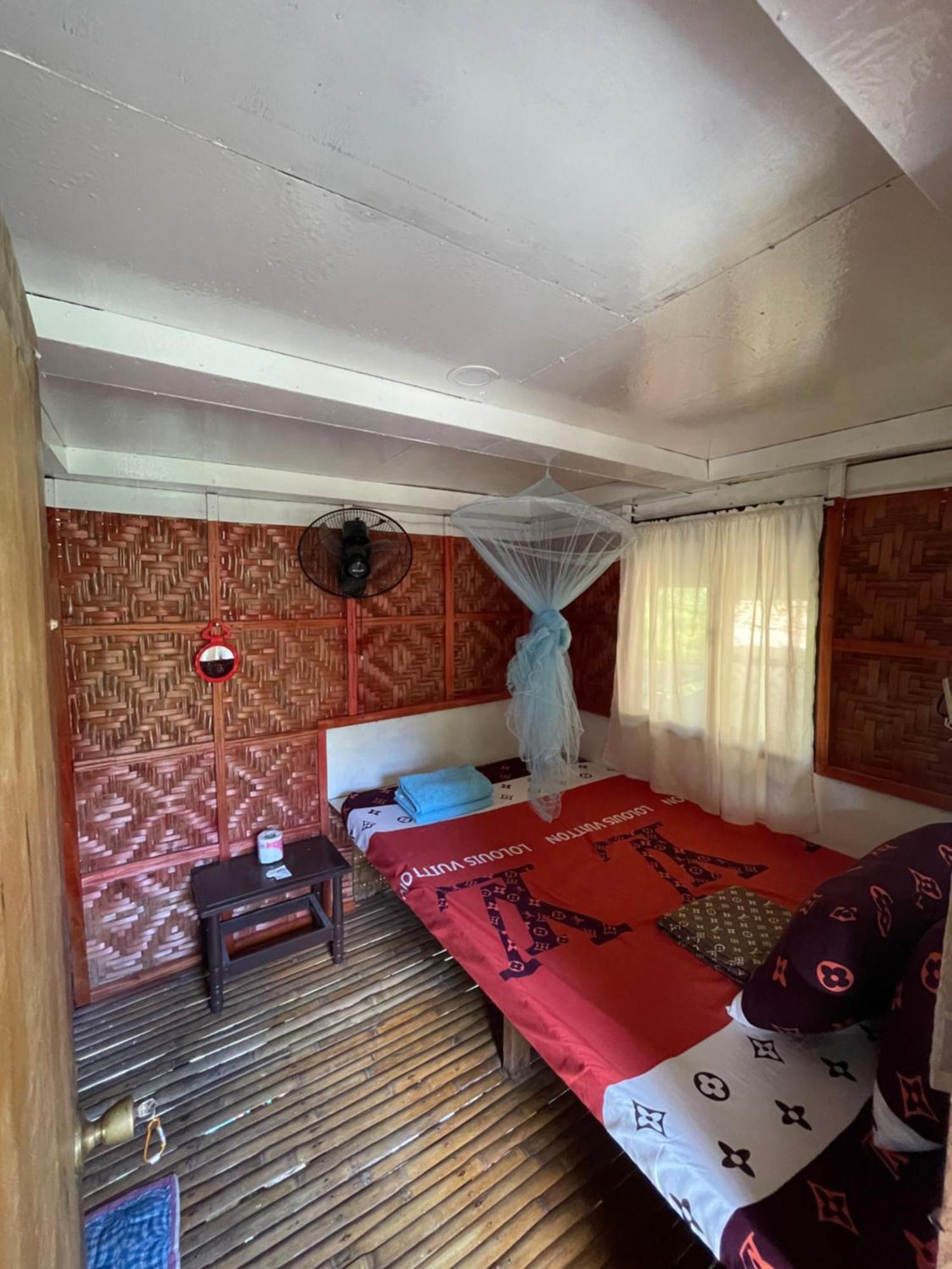 Fely'S Homestay Batuan Exteriör bild